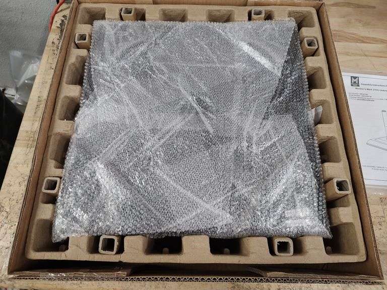 MEMBER'S MARK Umbrella Base, 60lbs, Cement, 1.88" / 1.49" / 1.33" Poles | Like New | (See Condition Notes)
