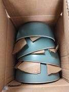 BESTONE Round Matte Dinnerware Set, 16pc | Like New | (See Condition Notes)