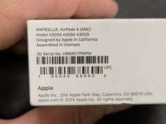Apple AirPods 4 Wireless Earbuds, USB-C Charging Case | Like New | (See Condition Notes)