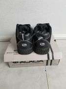 ACACIA Stick-Curling Shoes, Black, 7M | Open Box