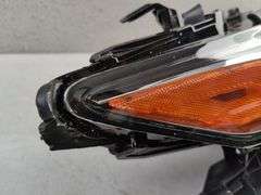 Passenger Front Headlight Replacement For Toyota | Open Box | (See Condition Notes)