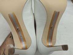 Women's 7.5 White Heels | Open Box | (See Condition Notes)