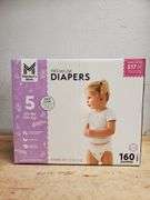 Member's Mark Premium Diapers Size 5 160 Diapers | Like New