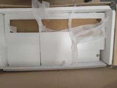 WADE LOGAN Make Up Vanity Set Approx. 53.5'' H X 35.4'' W X 15.7'' D | Open Box | (See Condition Notes)