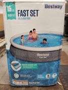Bestway Fast Set Above Ground Pool | Open Box