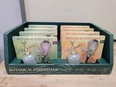 Botanical Essentials Gardening Tools Set Of 8 | Like New