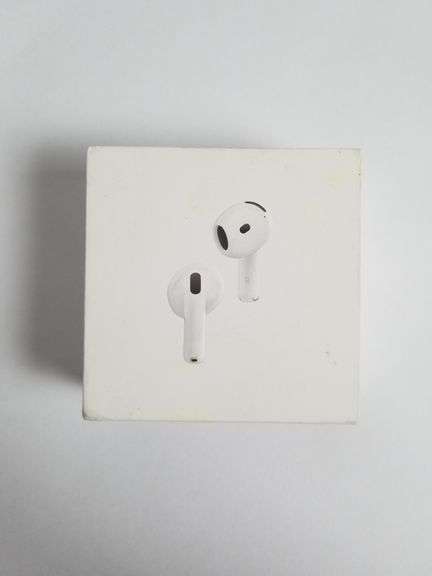 APPLE Airpods 4 With Active Noise Cancellation | Like New