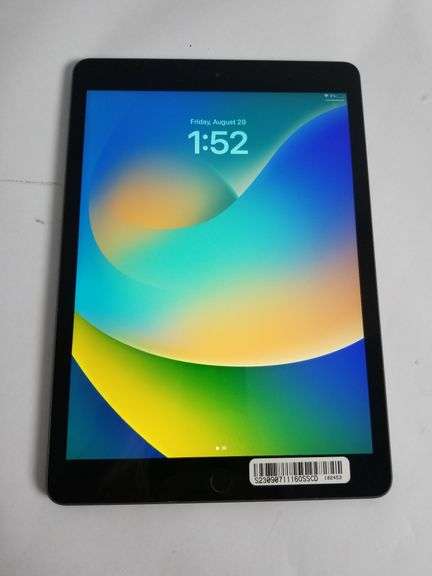 APPLE iPad 10.2" 7th Generation 32GB (2019) Space Gray | Open Box | (See Condition Notes)