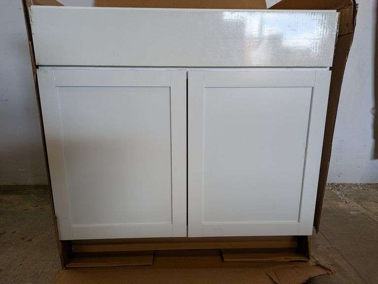 Hampton Bay Courtland 36 in. W x 24 in. D x 34.5 in. H Assembled Shaker Base Kitchen Cabinet in Polar White | Open Box