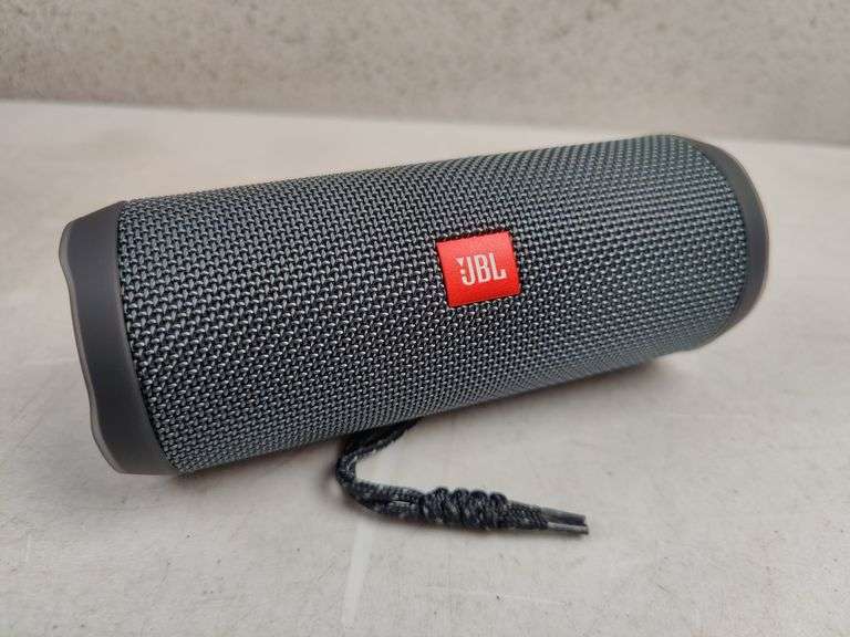 JBL Flip Essential 2 Bluetooth Speaker | Open Box - Rio