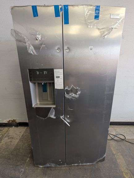 Frigidaire Gallery 22 Cu. Ft. 36" Counter-Depth Side-by-Side Refrigerator | Open Box | (See Condition Notes)