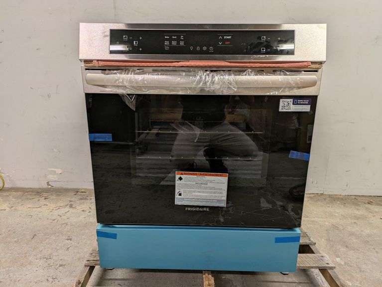 Frigidaire 30" Induction Range with Air Fry, FCF13082BSB | Open Box