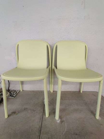 Decade Stackable Chair 2Pc. 18x32x18" | Like New