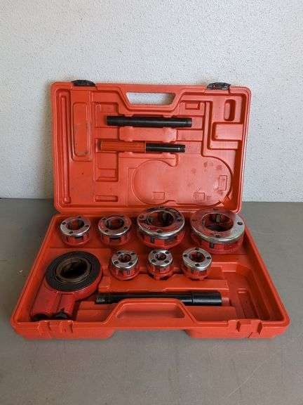 7 Size Ratchet Type Pipe Treader, 3/8