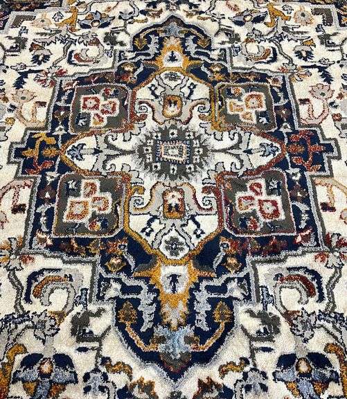 Beautiful Persian Style "Tuscany" Room Size Rug W/ Great Colors, 7'10