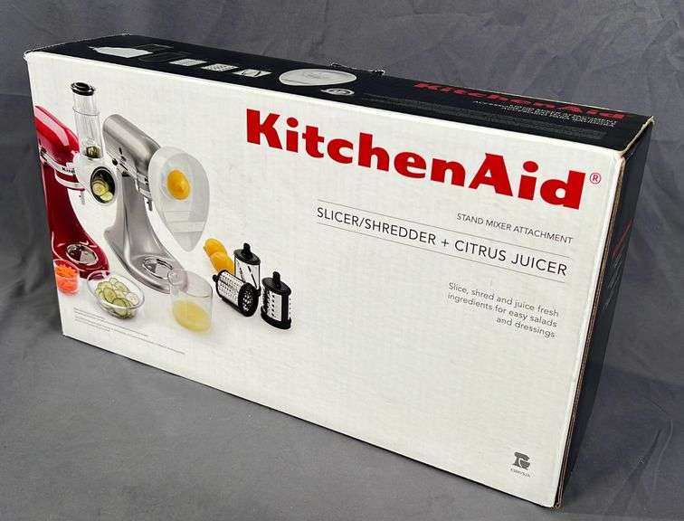 Brand New KitchenAid Slicer/ Shredder + Citrus Juicer Attachments