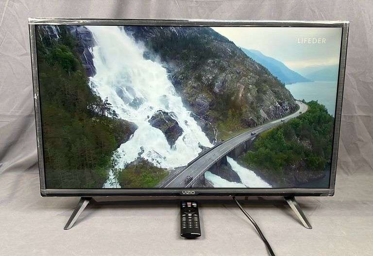 New Vizio 32" Model D32FG1, DSeries, Full HD 1080p Smart TV with full