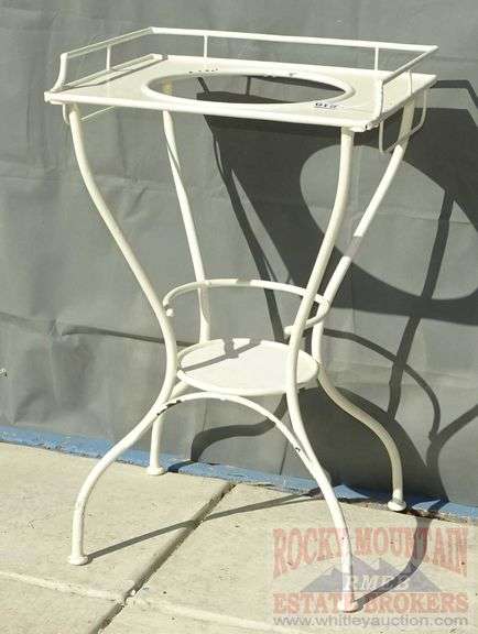 White Wrought Iron Wash Stand For Pitcher And Bowl. 32"X19"X16"