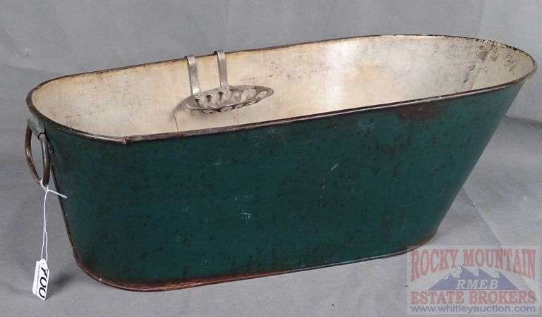 Cute Vintage Tin Baby Bath Tub W/ Removable Soap Dish, 9.5"x28"x14".