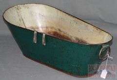 Cute Vintage Tin Baby Bath Tub W/ Removable Soap Dish, 9.5"x28"x14".