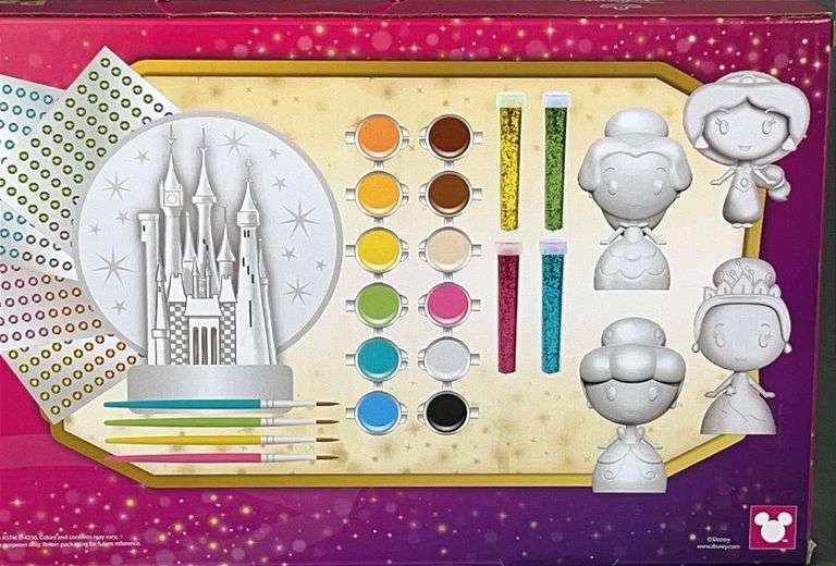 Brand New Disney Princesses All In One Figurine Painting Set .Perfect for young artists and Disney fans alike, this creative kit includes everything needed to design and decorate unique Princess-inspired figurines.