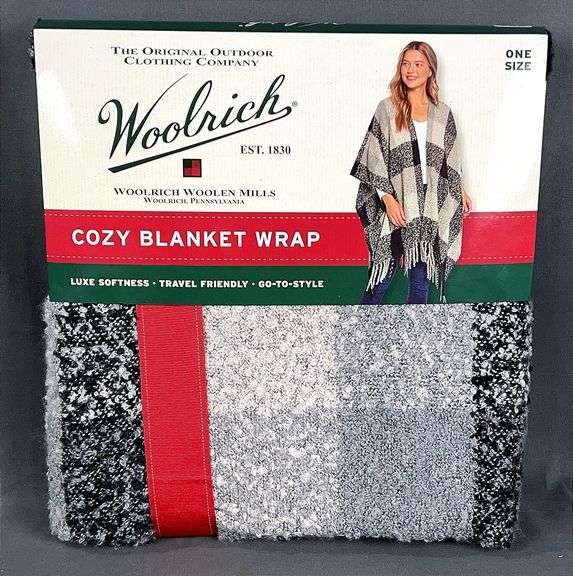 Brand New Ladies Woolrich Reversible "Amelia" Blanket Wrap, MSRP $60. One size fits all.