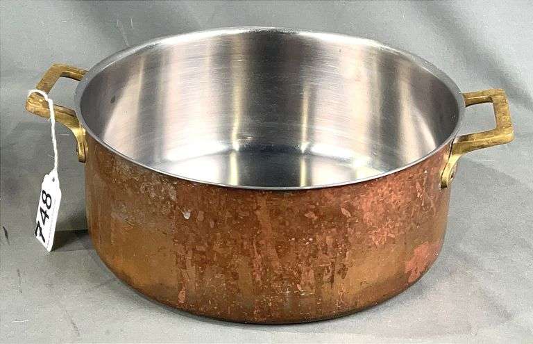 9" Copper Saute Pan with Brass Handles - Stainless Steel Lined Cookware - Professional Grade Kitchenware - Heavy Duty Gourmet Saucier - Rustic Farmhouse Decor