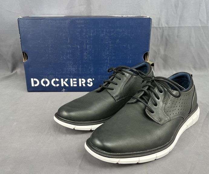 Brand New Men's Size 12, Dockers Black "Fontera  24" Shoes.