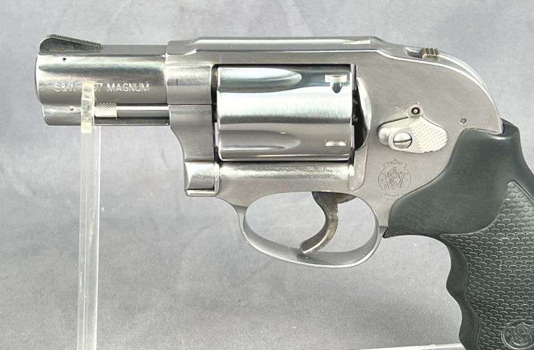 Smith & Wesson  Model 649-5, .357 Magnum 5-Shot Stainless Steel Revolver.