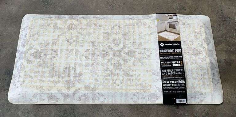 Brand New MM Comfort Pro, Anti-Fatigue Mat, 20"X39". This will reduce the stress and discomfort of standing. Perfect for the kitchen, laundry, garage & more.