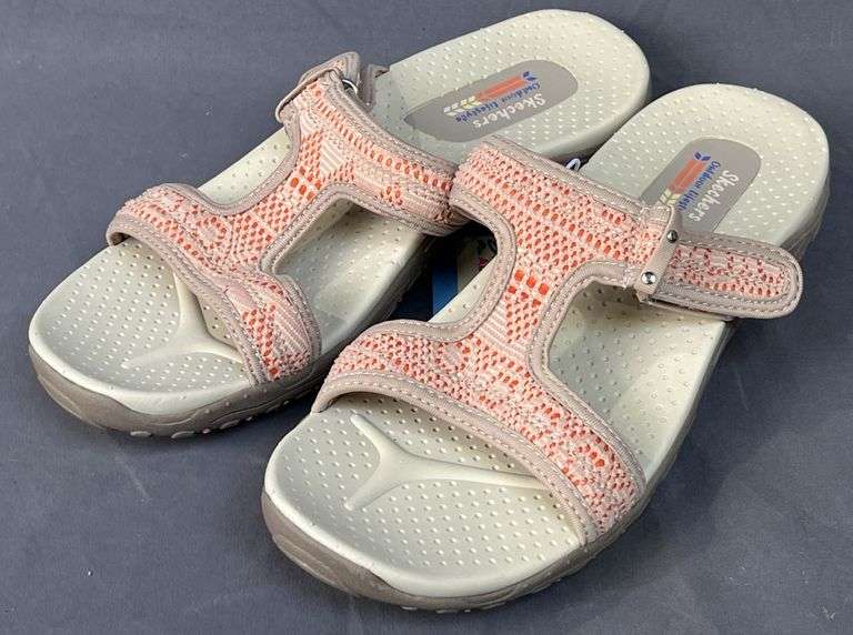 Brand New Ladies Size 9, Skechers Outdoor Lifestyle Reggae, Desert Escape Color.