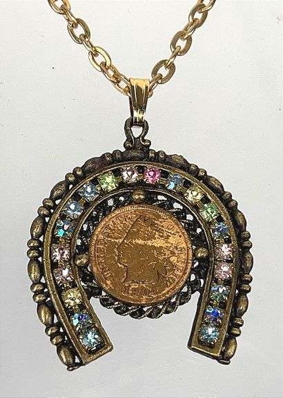 Neat Vintage 1904 "Lucky" Indian Head Pendant with Rhinestone Studded Horseshoe & 24" Gold Tone Necklace.