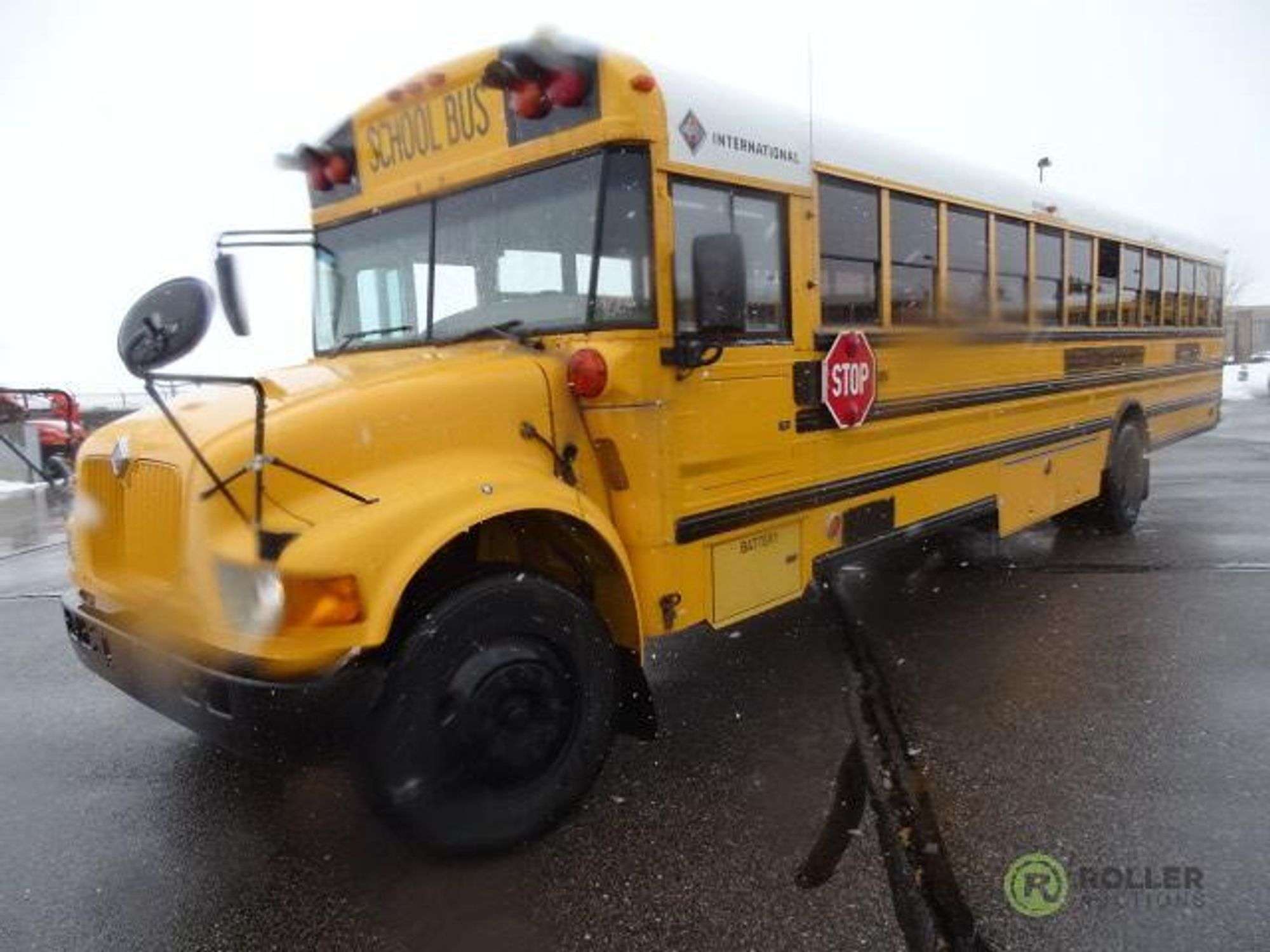 2002 AMT IC3S530 77-PASSENGER SCHOOL BUS, DT466 Diesel