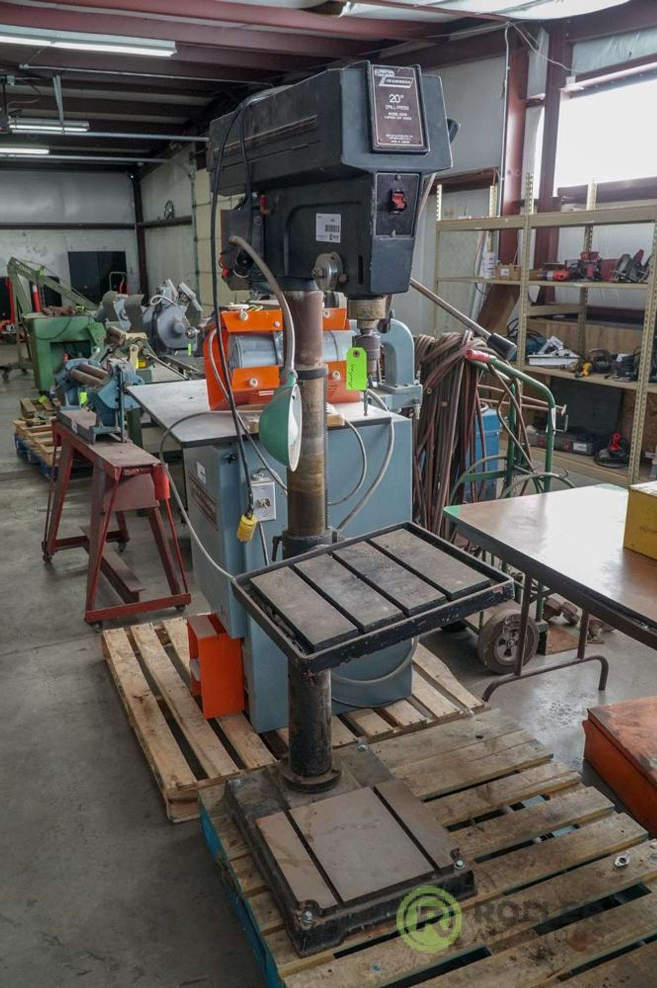 Dayton 3Z919 20in Floor Drill Press, 3/4Hp, 1725 RPM - Roller Auctions