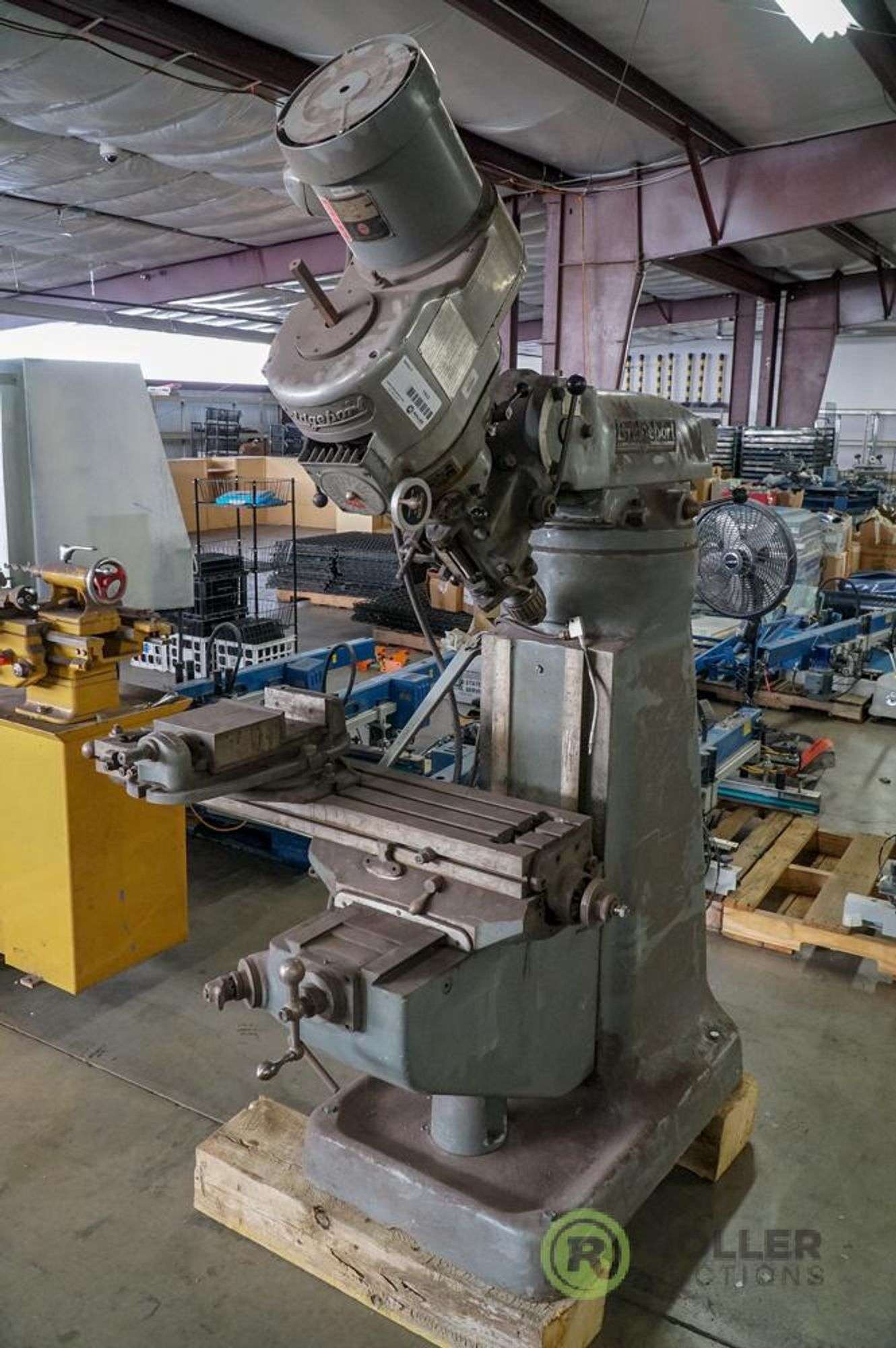 Bridgeport 157684 Vertical Milling Machine, 42in x 9in Table