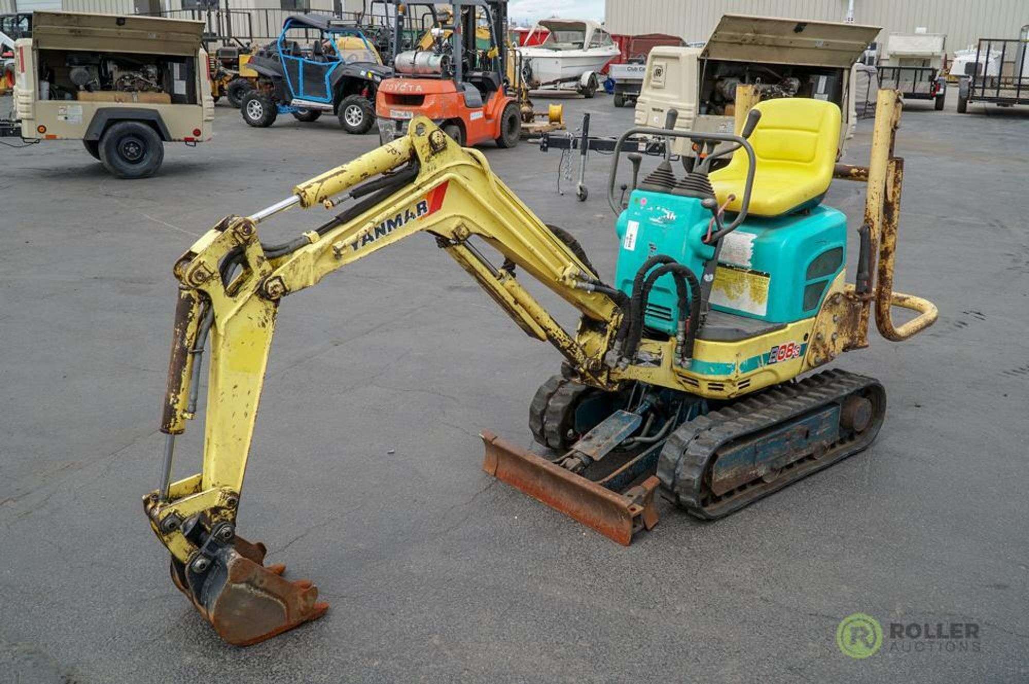 Yanmar B08-3 Mini Excavator, 2-Cylinder Diesel, 12in Bucket