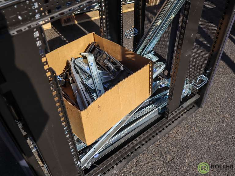 Server Rack - Roller Auctions