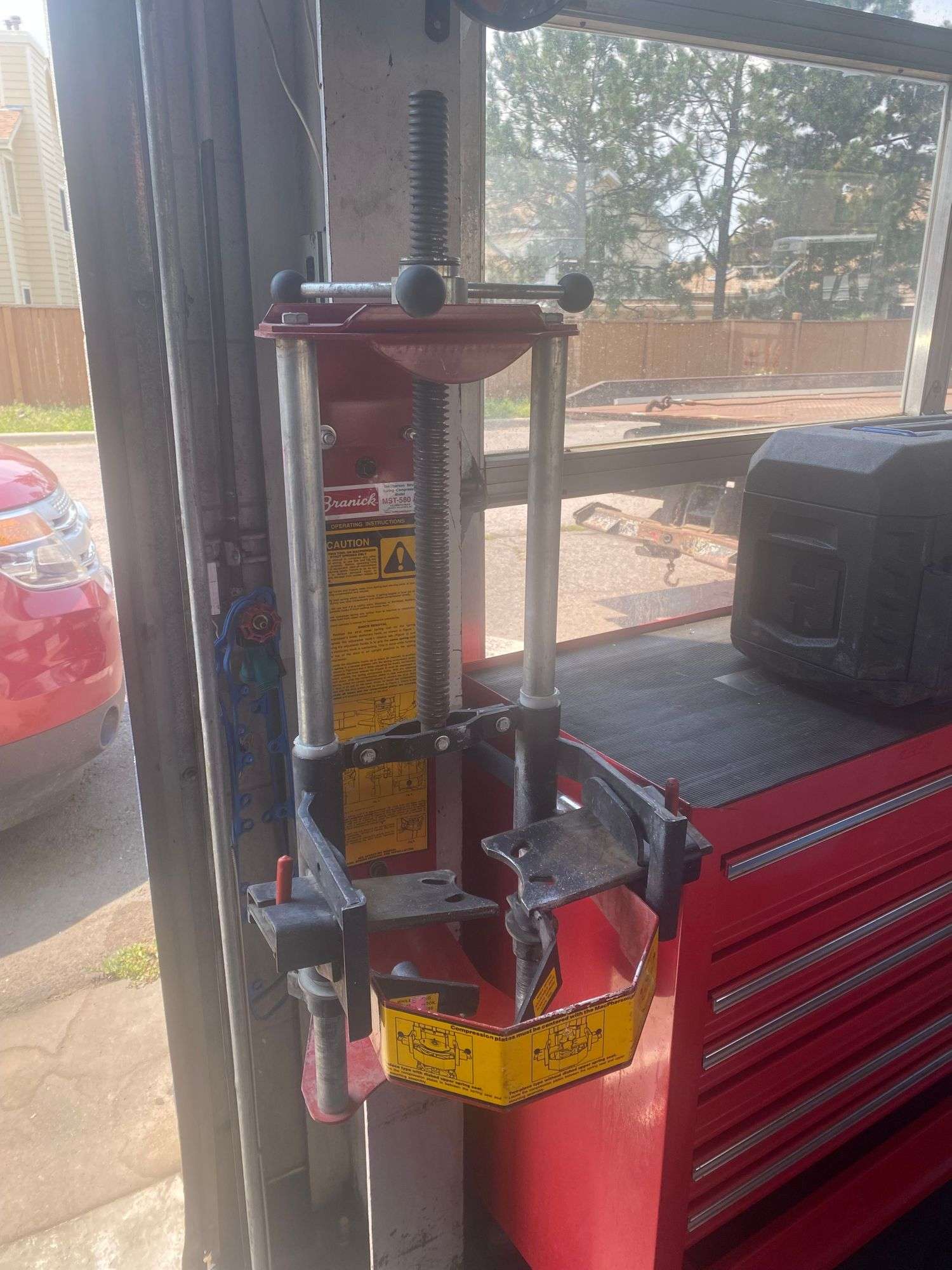 Branick MST-580A MacPherson Strut Spring Compressor, Wall Mounted