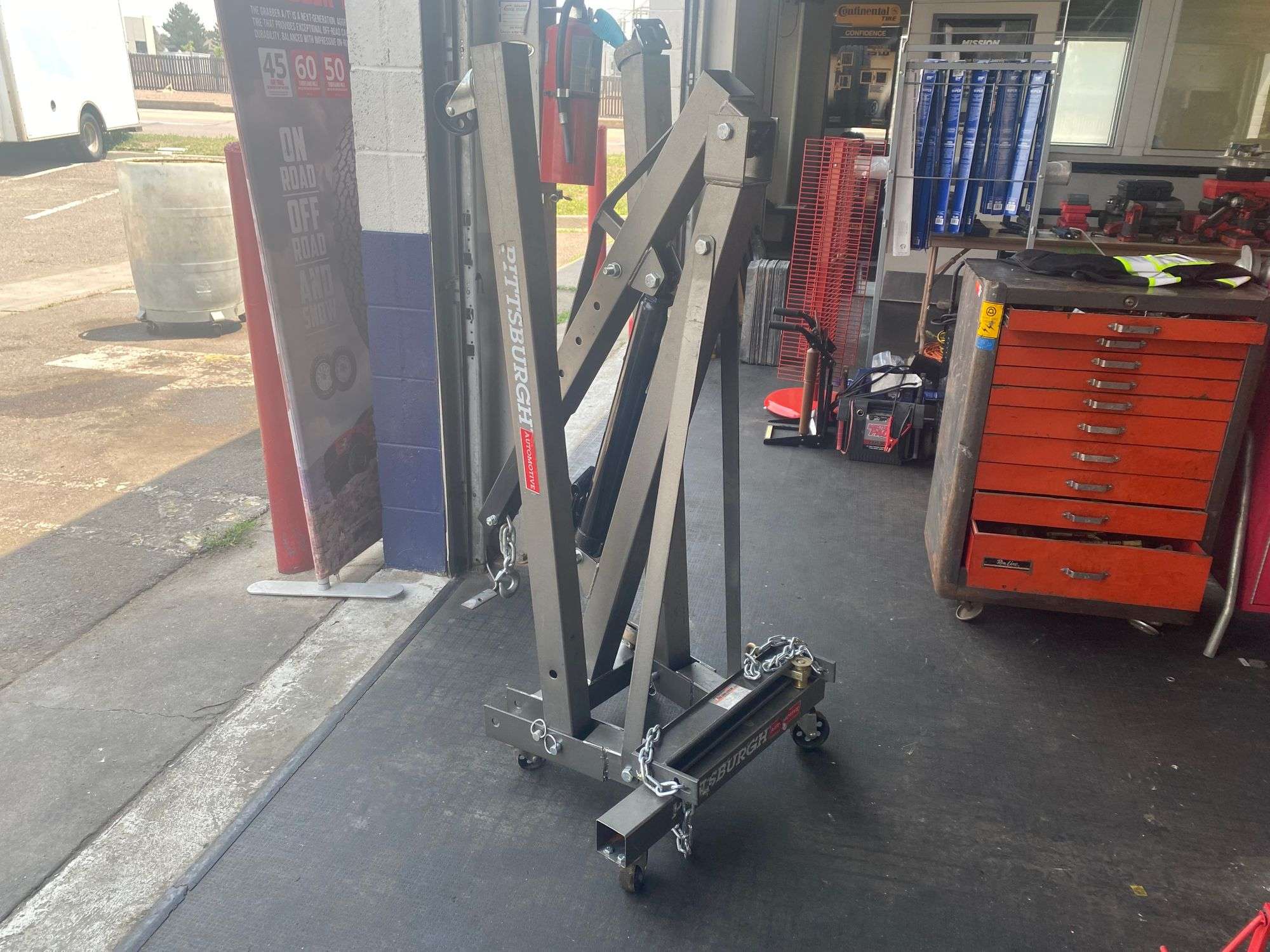 Branick MST-580A MacPherson Strut Spring Compressor, Wall Mounted