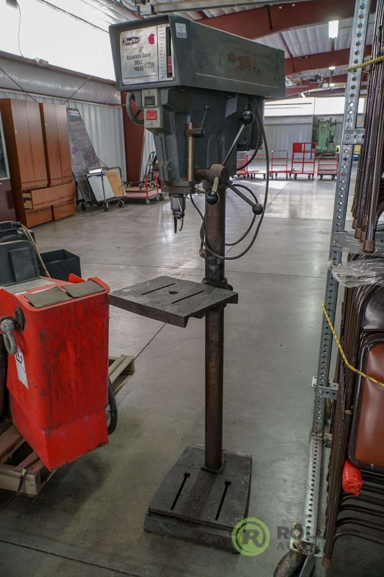 グレース/黄テープ357 Dayton 3Z570 Adjustable Speed Drill Press, 3/4Hp, 60Hz, Single