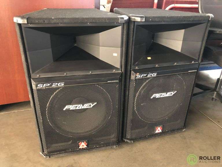 2) Peavey SP2G 1200W Speakers (1-Tweeter Not Working) - Roller