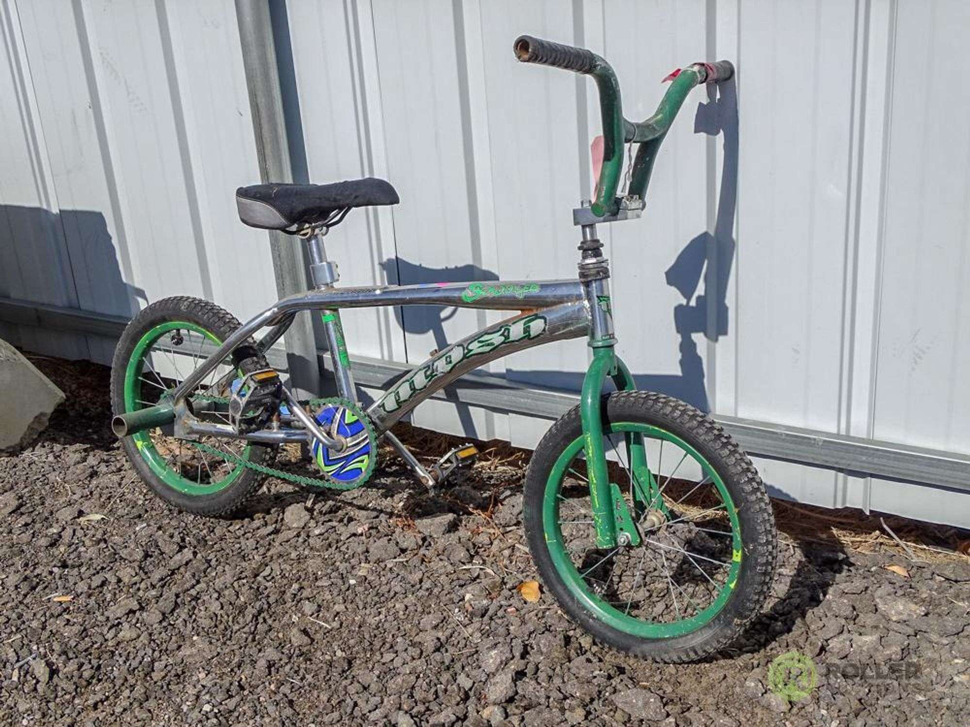 Mosh Skooled BMX Bike - Roller Auctions