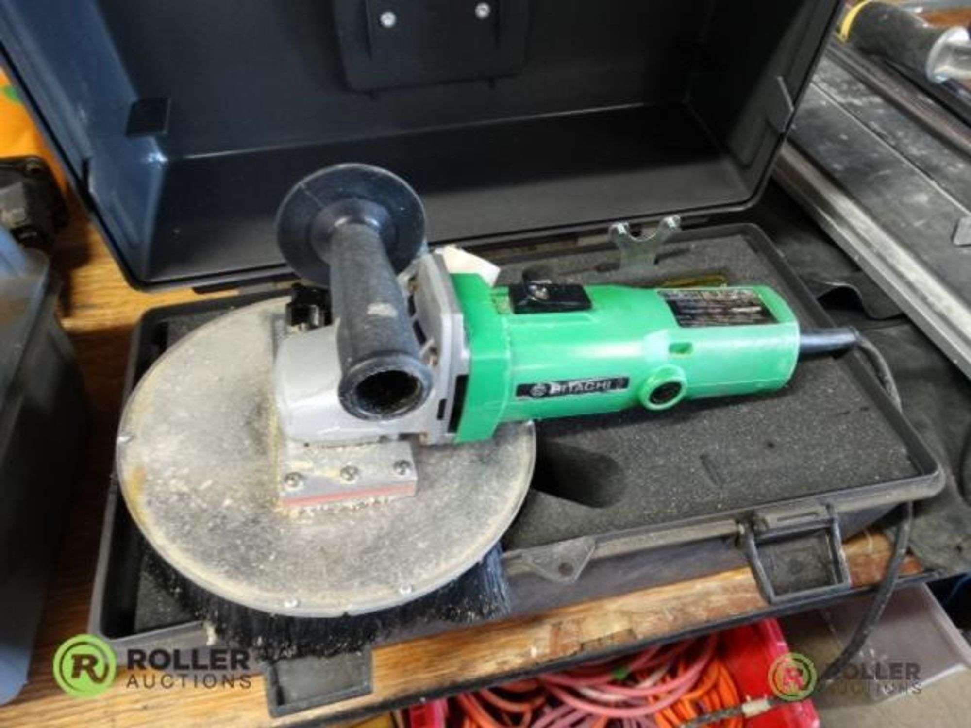 Paint Shaver Random Orbital Sander Vac and Hitachi G12SA 4-1/2in