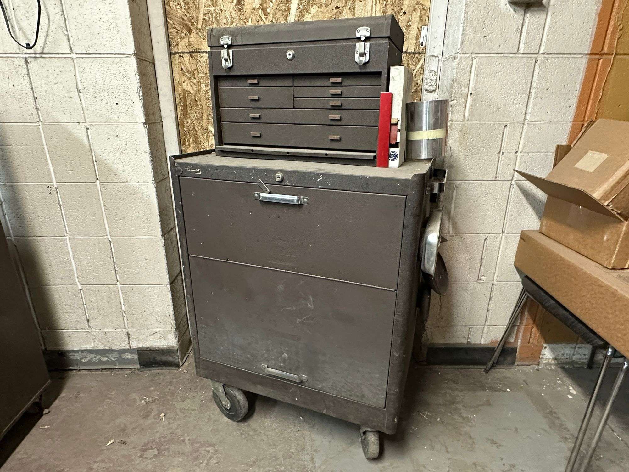 Delta SA350 Bench Oscillating Spindle Sander - Roller Auctions