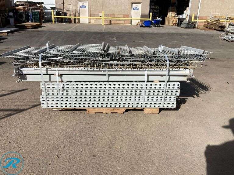 Pallet Racking (4) Uprights 34