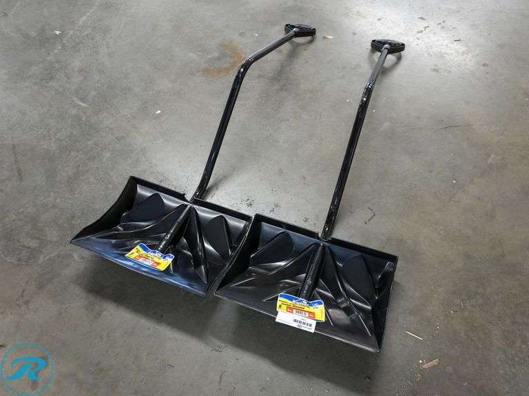(2) Bigfoot Snow Tools Ergonomic Handle Snow Shovels, Black, Plastic - Roller Auctions
