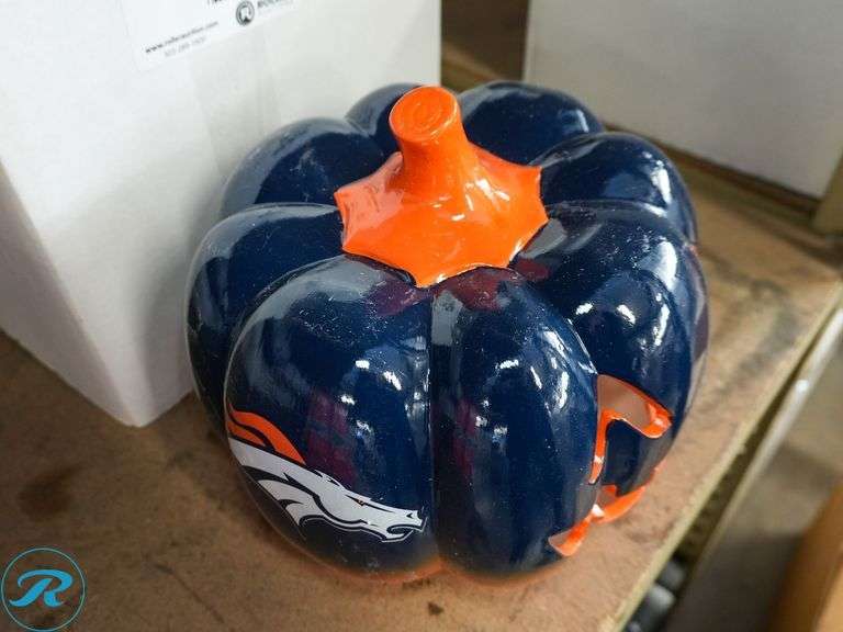 Denver Broncos Ceramic Lightable Jack-O-Lantern - Roller Auctions
