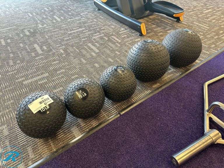 ProSource Fit Medicine Balls, 30lb, 25lb, 20lb, 15lb, 10lb - Roller Auctions