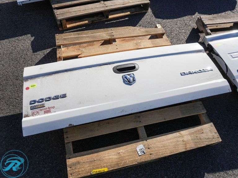 2011 Dodge Dakota Tailgate