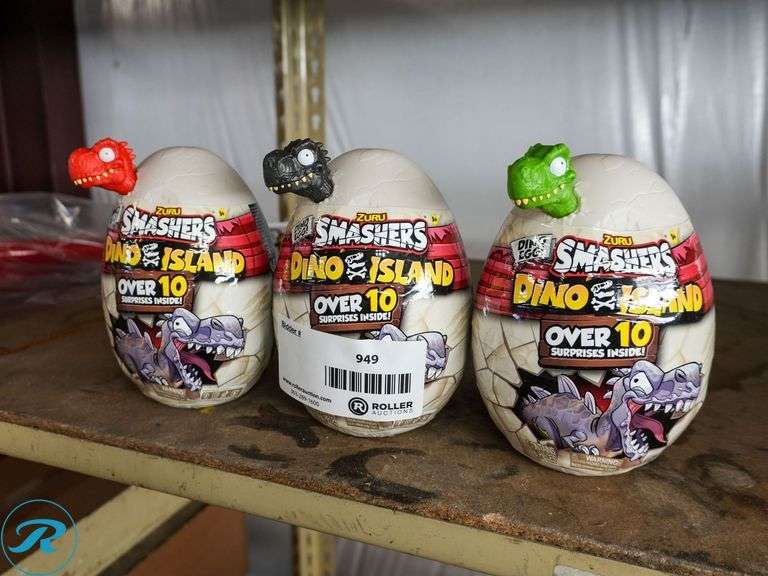 (3) Zuru Smashers Dino Island